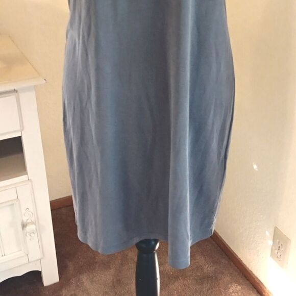 Kenar Modal Shift Dress - Picture 3 of 10